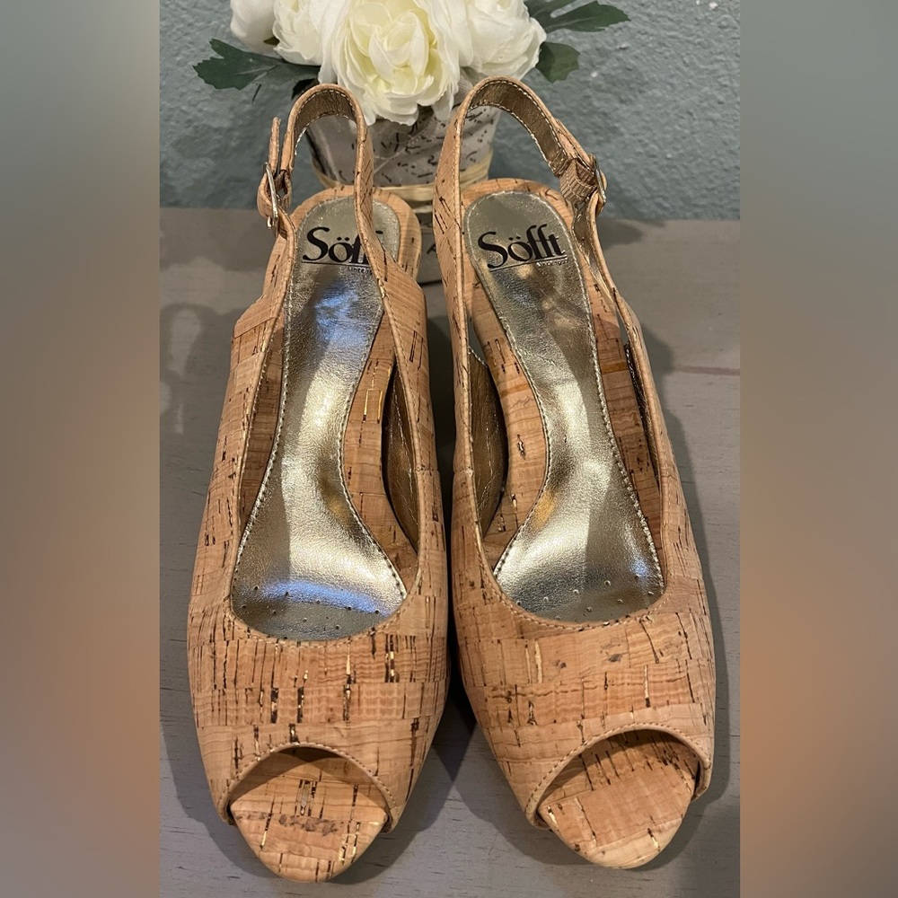 Sofft Cork Peep Toe Heels Size 7 1/5 W
